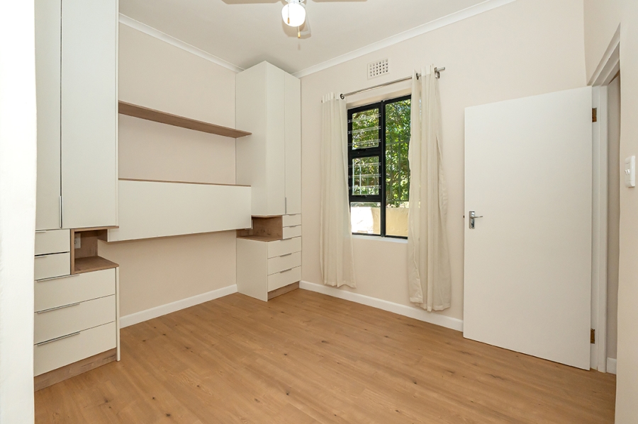 1 Bedroom Property for Sale in Harfield Village Western Cape